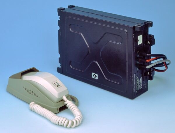 今日は何の日 12月3日 昭和54年（1979年）世界で始めて 電電公社が