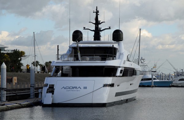 AGORAⅢ SUPERYACHT [芦屋マリーナ] : 公共施設／デザイン