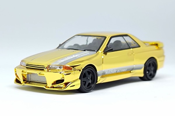 MINI GT 日産スカイラインGT-R(R32) VeilSide Combat C-Ⅰ Gold