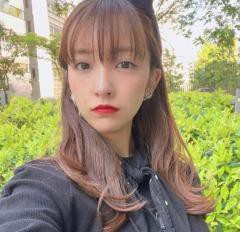 顔 板野友美 赤リップの大人ショット公開 ネット騒然 妊娠してる 芸能ニユ ス関連 顔 板野友美 赤リップの大人ショット公開 ネット騒然 妊娠してる 芸能ニユ ス関連