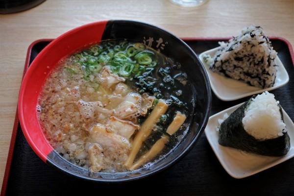 だし道楽 警固屋店 かすラーメン むすび 呉のメバル師