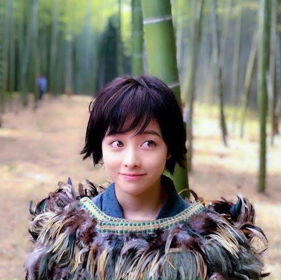 橋本環奈 ショートカットヘアに反響 似合ってます ショート美人 Girls速報