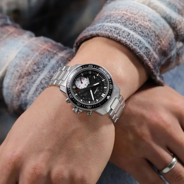 Sinn【613 St UTC】ダイバーズクロノグラフに新しい魅力を添えて