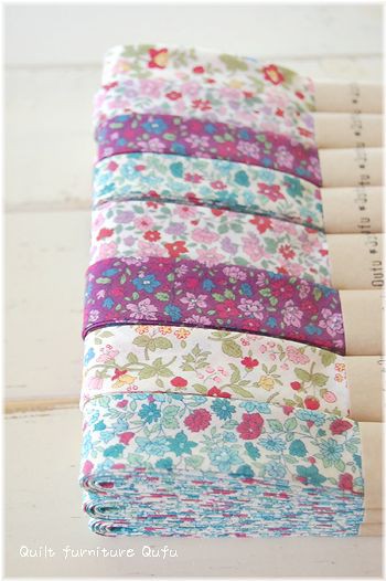 ネックストラップ ストラップキットと花柄バイアステープ Quilt Qufu Blog