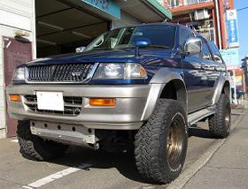 中古車 三菱チャレンジャー 7インチup クロカン仕様 Rabbit4x4通信 まだまだ四駆で行こう