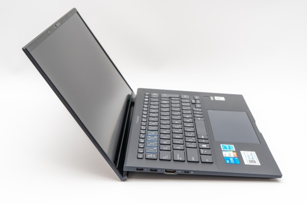 ⭐初回特価⭐最軽量・高性能⭐ASUS ExpertBook B9⭐ ASUS ExpertBook B9(第12世代Coreモデル)の実機レビュー - the比較