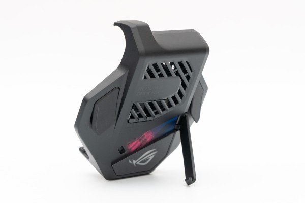 ROG Phone 5 Ultimate」を改めて発表 外付けクーラーとファン