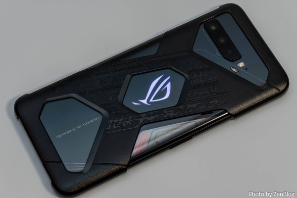 ゲームが快適なら普段使いも当然快適！モンスター級の超ハイスペスマホ