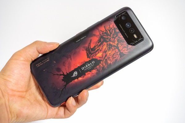 ROG Phone 6 Diablo Immortal Edition レビュー ダークな世界観