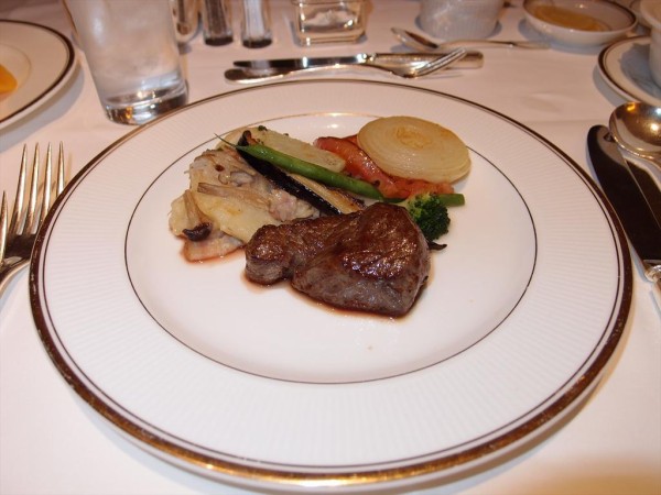 横浜ロイヤルパークホテル スタンダードダブル宿泊記 アニメ宿泊記