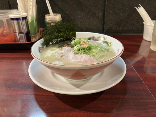 月曜日は豚骨ラーメン【新馬場】豚骨ラーメン : zubatto のラーメン