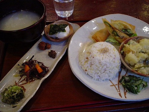 つぶつぶカフェ 早稲田 欲ノ穴食道