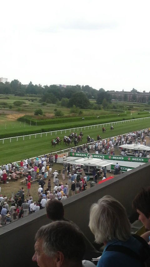ハンブルク競馬場 Galopprennbahn Hamburg Horn ドイツ 競馬場アクセスガイド ハンブルク競馬場 Galopprennbahn Hamburg Horn ドイツ 競馬場アクセスガイド