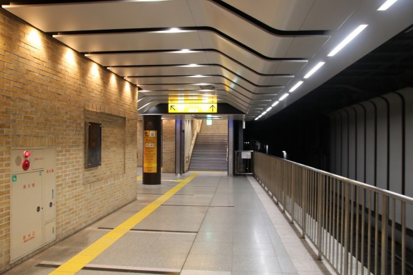 阪神電鉄本線神戸三宮駅訪問part2 令和2年3月31日訪問 レッドボーイのたびてつブログ 阪神電鉄本線神戸三宮駅訪問part2 令和2年3月31日訪問 レッドボーイのたびてつブログ
