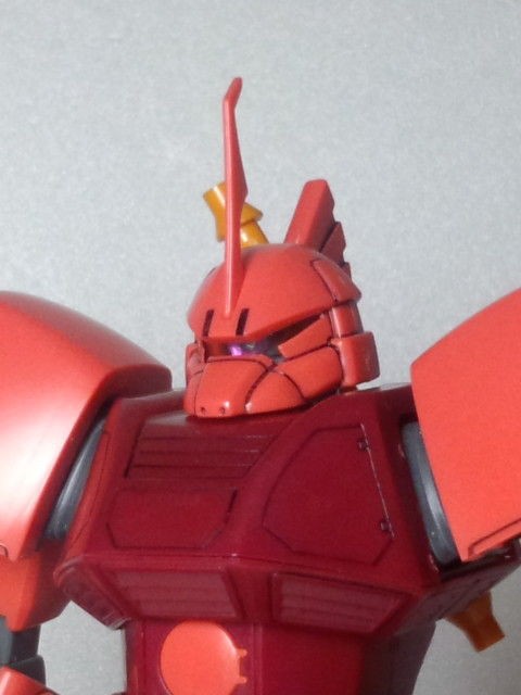 MG 「MS-14S ゲルググ(シャア専用)ver.1.0」1/100 : ゲルググと MG 「MS-14S ゲルググ(シャア専用)ver.1.0」1/100 : ゲルググと