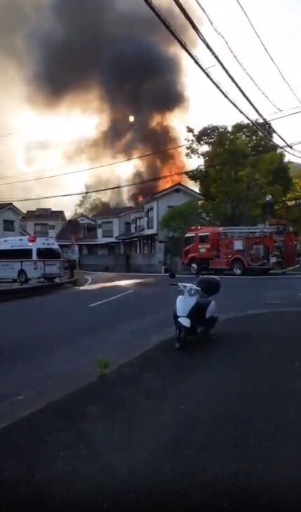 火事情報まとめ 鹿児島県霧島市国分姫城付近から激しい炎あがる火災4月22日 鹿児島 霧島市 事件事故 災害速報ニュース