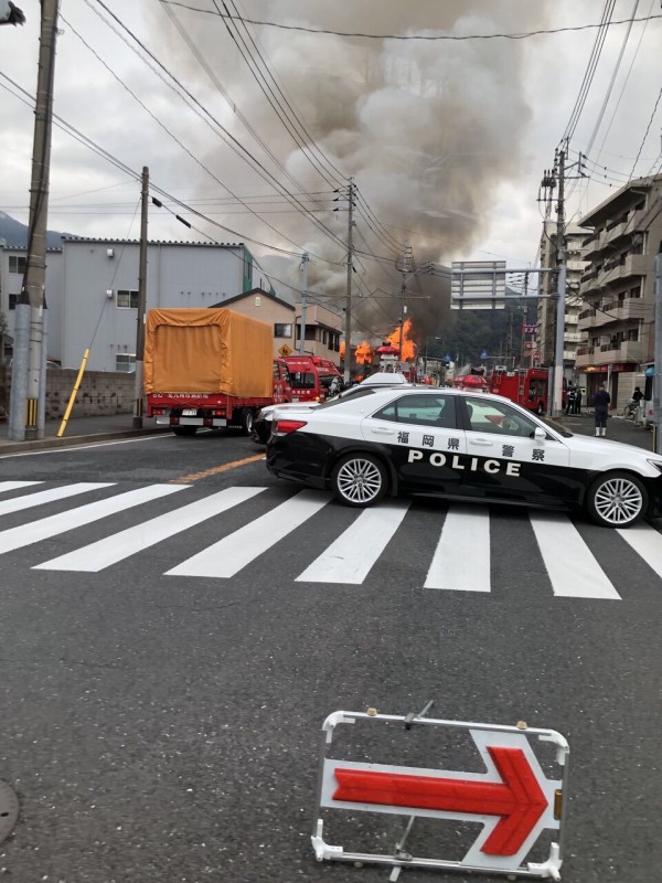 火事情報まとめ 福岡県北九州市八幡西区陣山2丁目4番付近建物から激しい炎あがる火災3月5日 福岡 北九州市 事件事故 災害速報ニュース