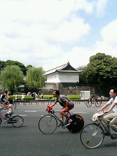 パレスサイクリング Save Water Drink More Beer