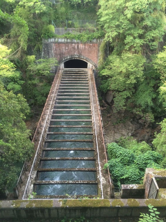 八ツ沢発電所施設 第一号水路橋 1912年 重要文化財 Relax Live