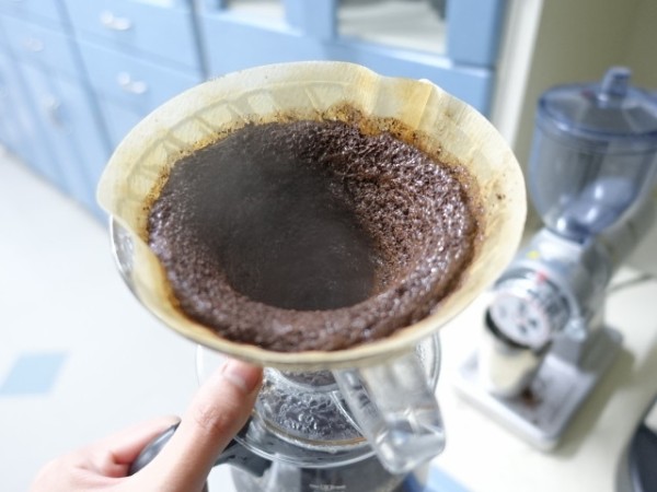 脱臭剤 コーヒー豆の出し殻 抽出後の出がらし で脱臭剤を作る 鳥取の社長日記