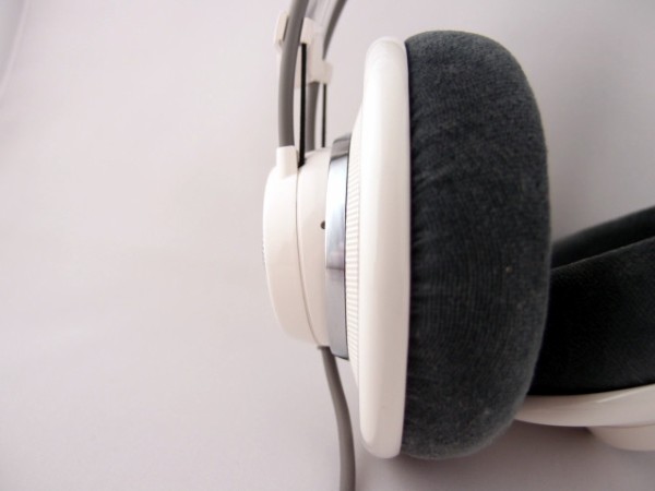 AKG K701】けいおん！ヘッドホンの写真と音質 : 鳥取の社長日記