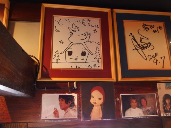 奈良美智さんが描いた色紙（やきとり鶏小舎 店内にて） : 鳥取の社長日記