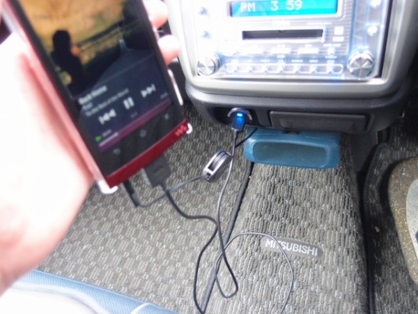 Walkman 車のスピーカー カーオーディオ で音楽を聞くための手順とケーブルの紹介 鳥取の社長日記