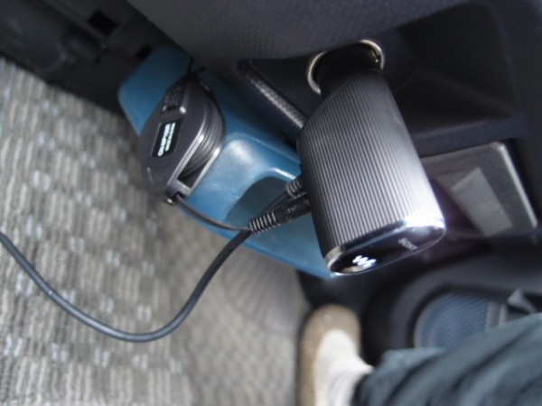 Walkman 車のスピーカー カーオーディオ で音楽を聞くための手順とケーブルの紹介 鳥取の社長日記