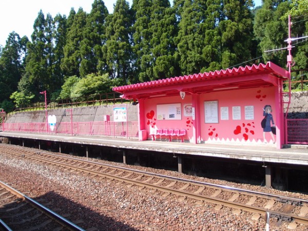 恋山形駅 鳥取県智頭町 がピンク色に染められていると聞いて行ってみました 鳥取の社長日記