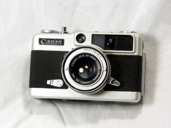 キャノンハーフサイズカメラ デミEE17 (CANON demi EE17) : クラシック 