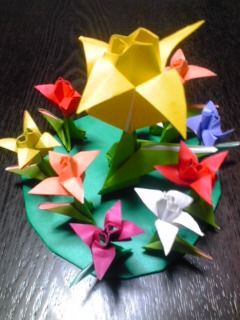 今日の折り紙 チューリップ と手作り雛人形 折り方付き 昌ちゃんと康よんのホノボノ日記 今日の折り紙 チューリップ と手作り雛人形 折り方付き 昌ちゃんと康よんのホノボノ日記
