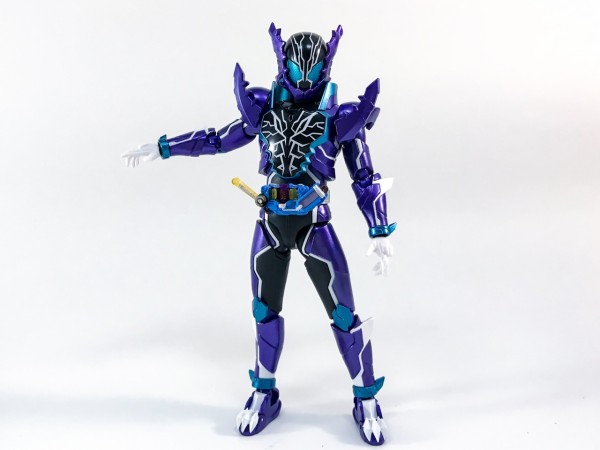 BANDAI - S.Hフィギアーツ　仮面ライダーローグ Amazon.co.jp: バンダイ(BANDAI) S.H.フィギュアーツ 仮面