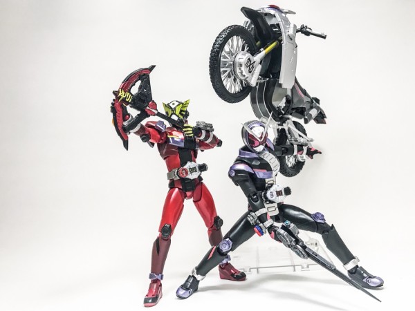 S.H.フィギュアーツ ライドストライカー&ジカンギレード ジカン