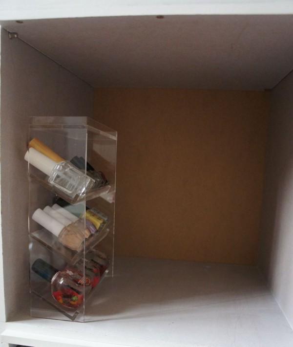 無印良品のアクリルケースで作る コスメやマニキュアのディスプレイ収納 365日のとっておき家事 Powered By ライブドアブログ