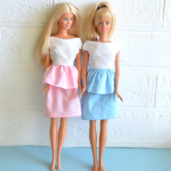 バービーさんサイズのピンクのタイトワンピース アベンジャーズ の曲マスター リカちゃん服ハンドメイド りんごぽんのおうち 札幌市