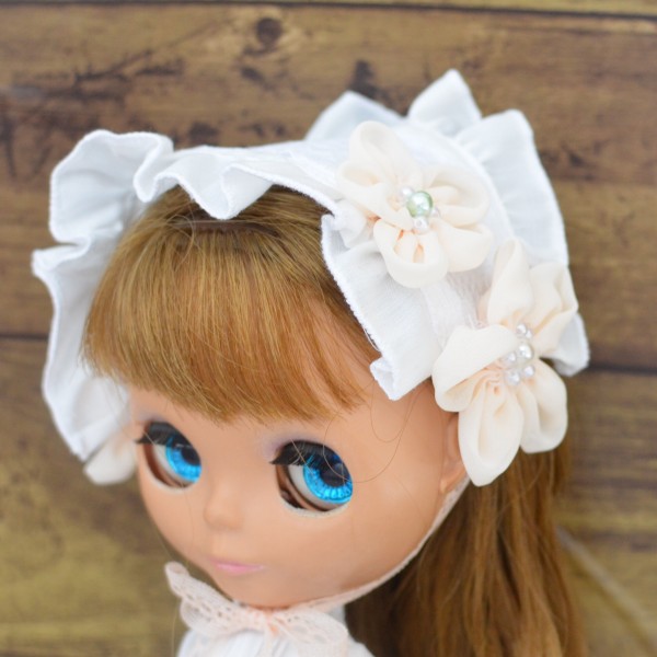 22cmドールサイズの白のワンピースとヘッドドレスのセット！/「謎解き