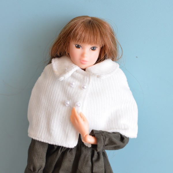 1/6ドールサイズのケープを作ってみました : リカちゃん服ハンドメイド