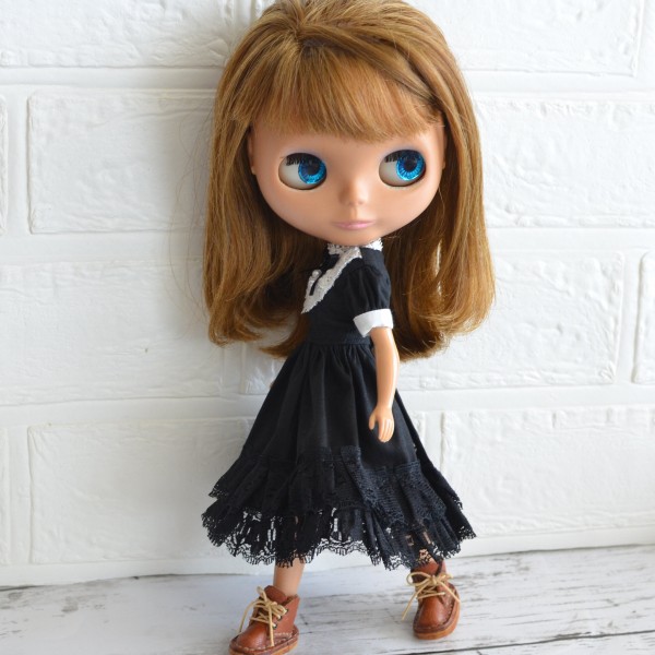 黒のレースのワンピース！/やっと雪が溶けてきました : リカちゃん服