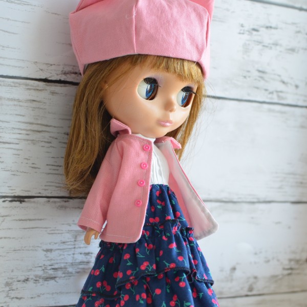 頭の大きなドールサイズのねこ耳ベレー帽とショートコートのセット