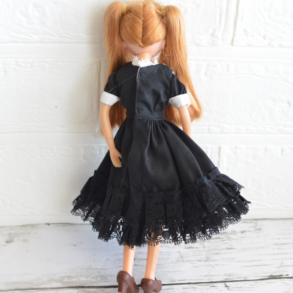 4427 ゆきりん　リカちゃん　服　ハンドメイド　22cmドール服 22cmドールサイズのTシャツなどを27cmドールサイズさんに着てもらい