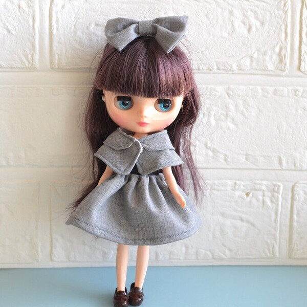 ピンクのワンピース/セリアドールさんの10cmボディを購入しま