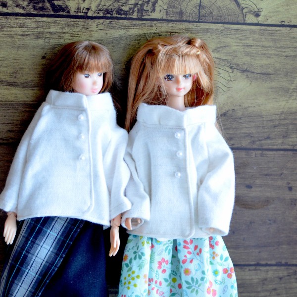 1/6サイズのいろんな子が着られるハイネックジャケットを作りました