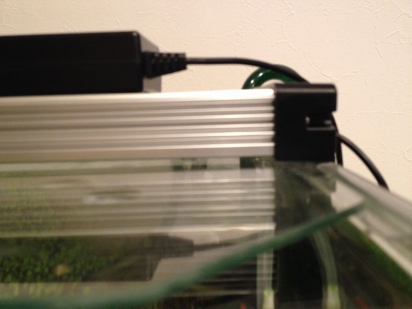 テクニカLEDライト60クリアーを設置する : 水槽にやったことを忘れ