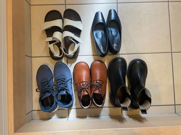 シンプリストの靴 歩きやすくてお洒落な靴は 私の靴選びの基準 Rinのシンプルライフ Powered By ライブドアブログ