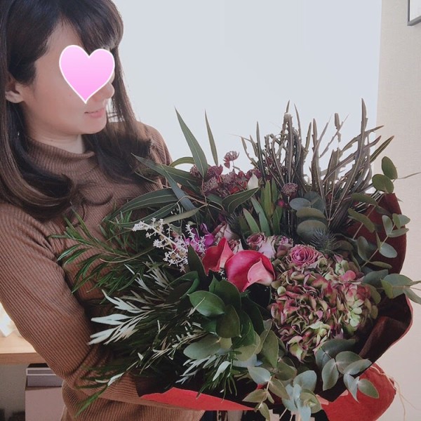 世界の花屋 さんのブーケ 結婚記念日に送った花束が素晴らしすぎた Rinのシンプルライフ Powered By ライブドアブログ