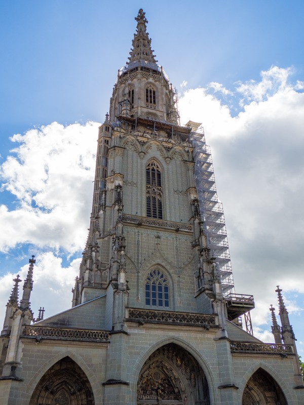 スイス旅行２日目 １ ２０１６年７月３日 チューリッヒ 首都ベルン 世界遺産旧市街観光 悠々自適生活