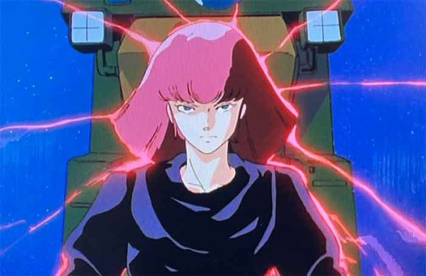 img_パイロットのハマーン・カーン