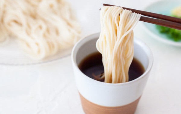 初夏ワイ そうめんうっま いくらでも食えるわｗ ｽﾊﾞﾊﾞﾊﾞﾊﾞｯ なんj Pride