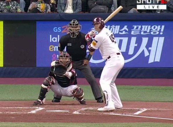 阪神　韓国打点王のジェリー・サンズを獲得へ…マイナー１８０発の３２歳　.305　28本　113打点