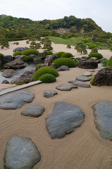 足立美術館 島根の庭園その3 悲しき石庭